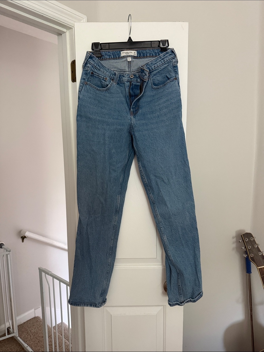 Abercrombie & Fitch Curve Love- The Straight Mid Rise